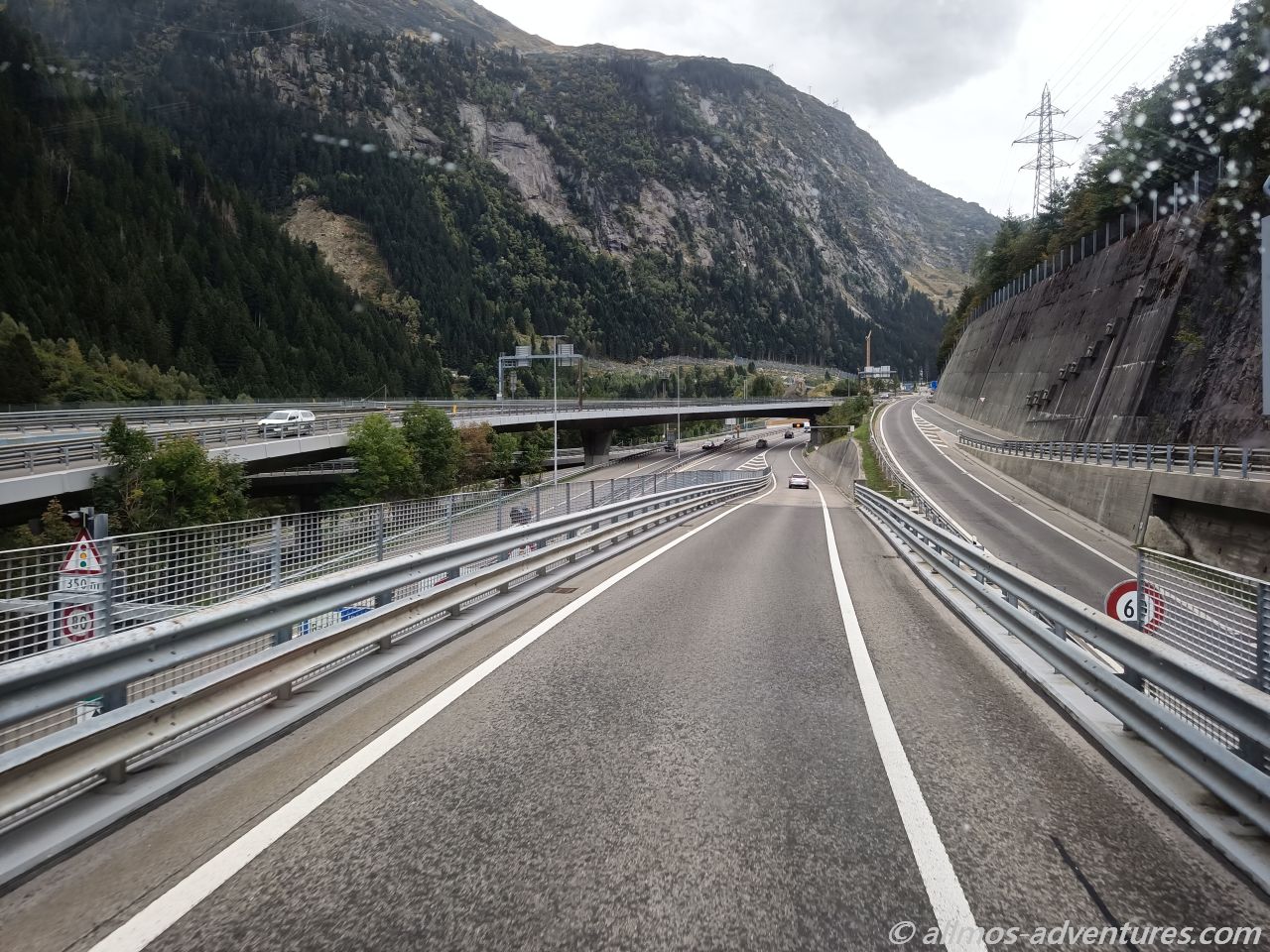verrückte Verkehrsführung kurz vor dem Gotthard Tunnel